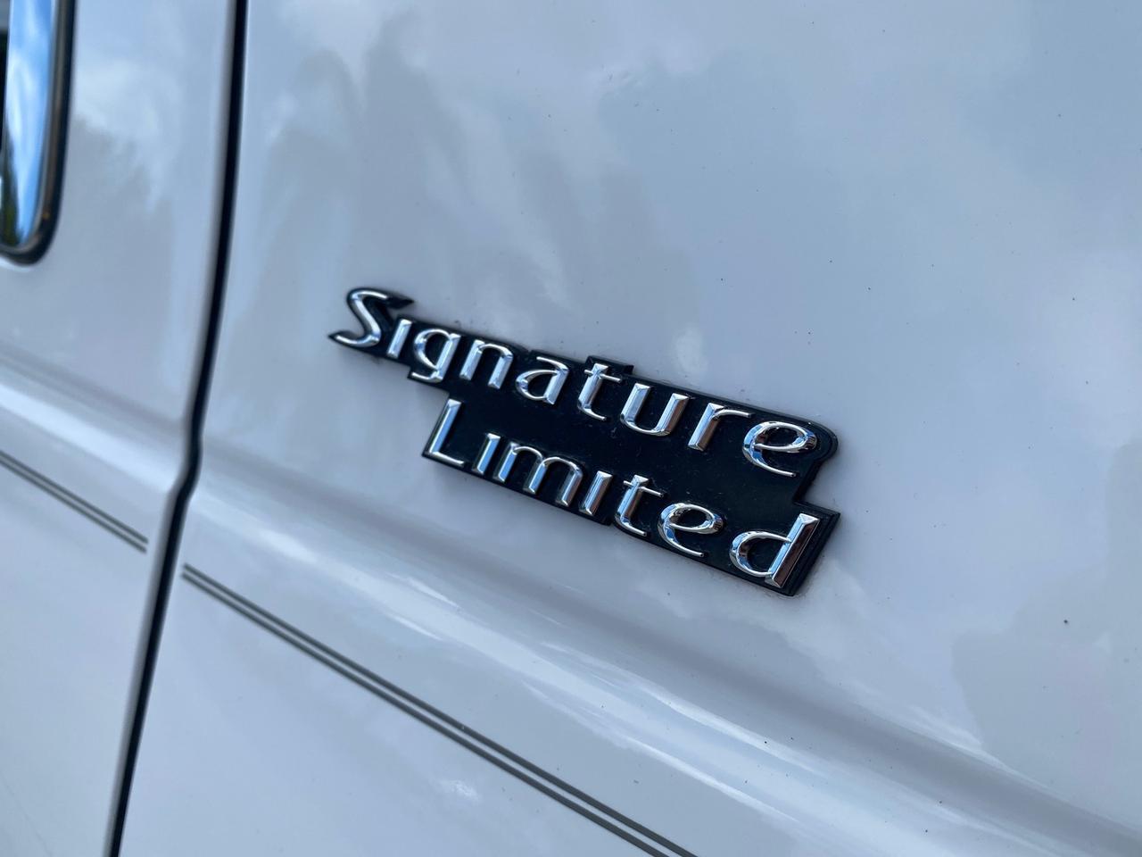 2011 Lincoln Town Car Signature Limited 1 OWNER Pompano Beach FL