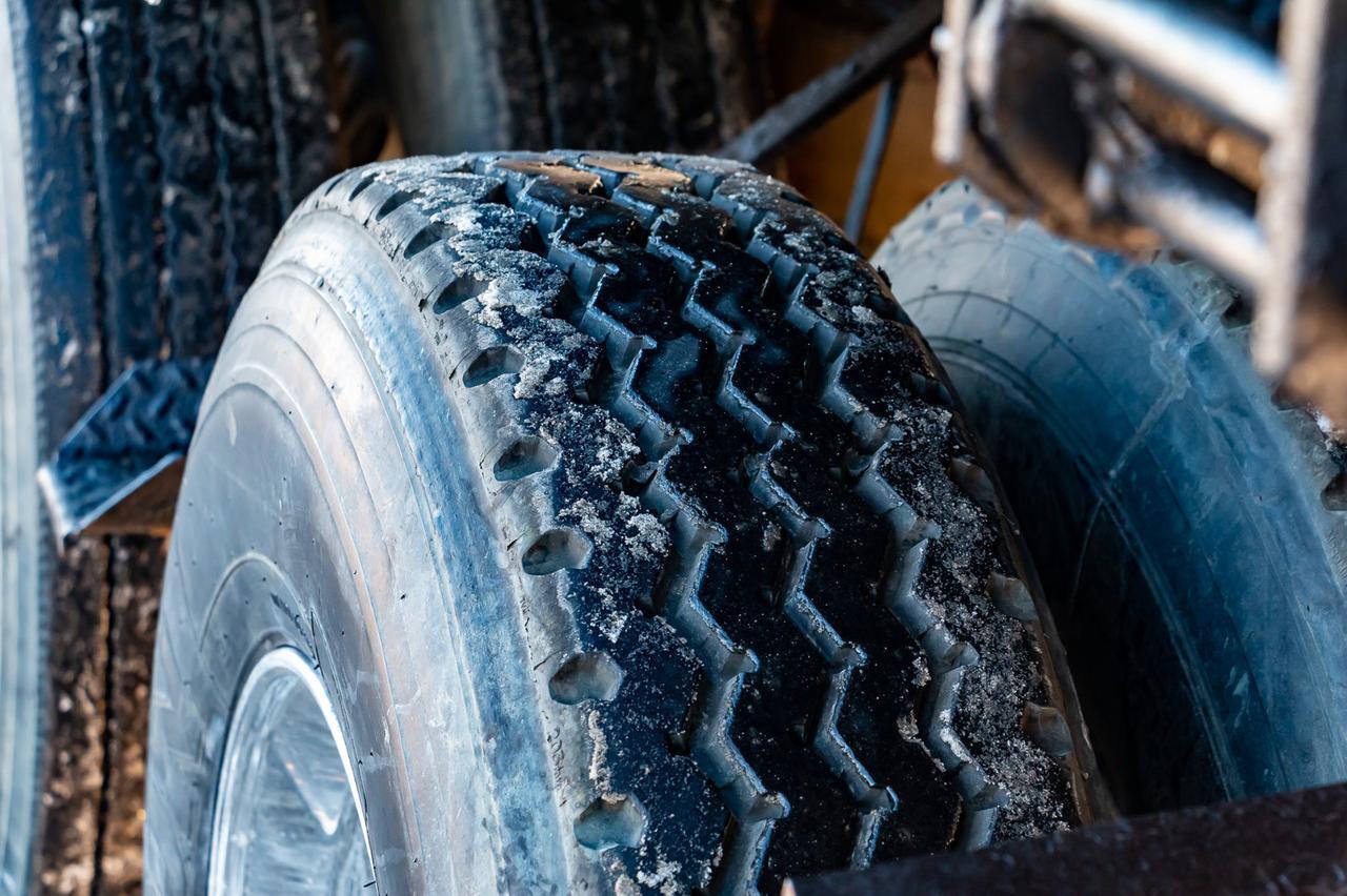 2011 Lode King Super B Flatdeck Trailers Red Deer AB