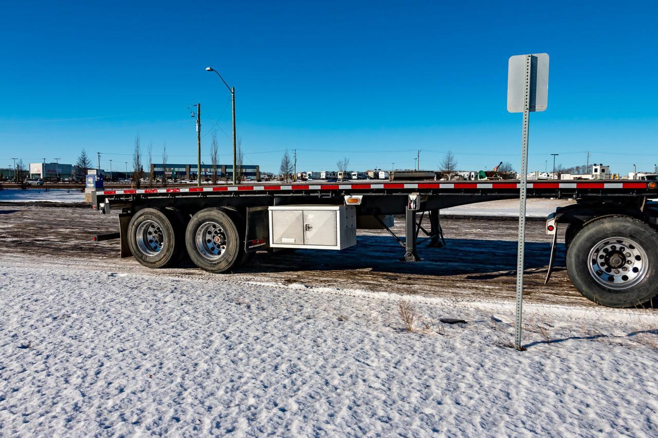 2011 Lode King Super B Flatdeck Trailers Red Deer AB