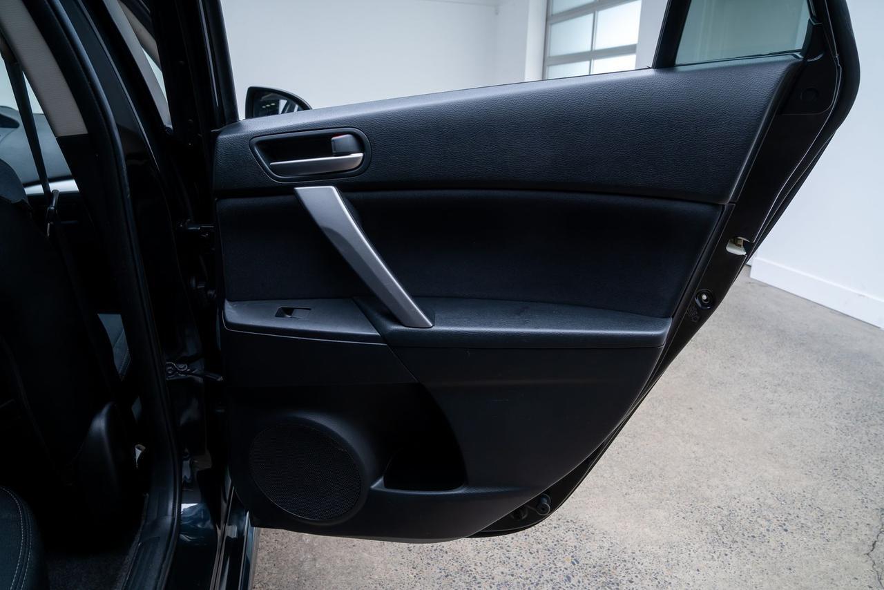 2011 MAZDA Mazda3 s Sport Moonroof Bose Audio Package Portland OR