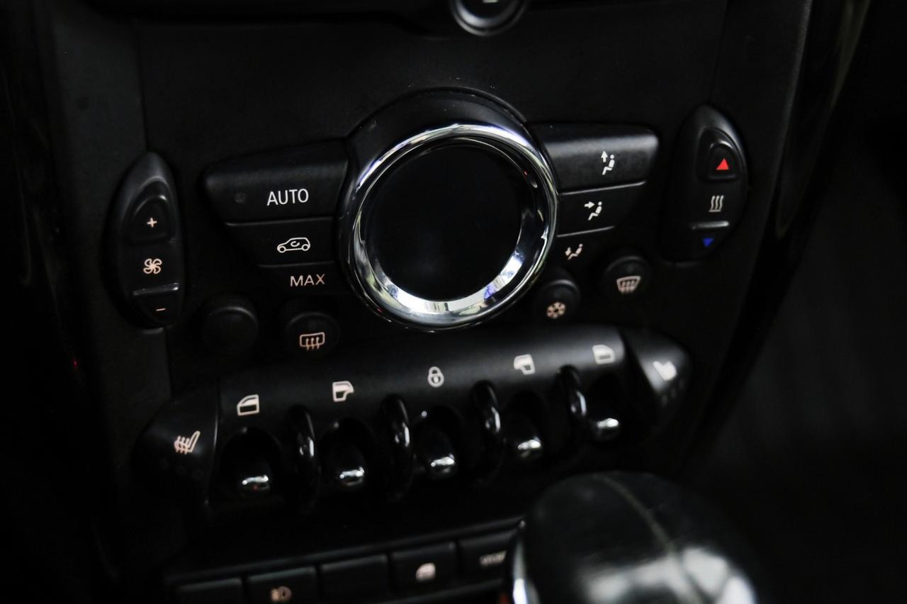 2011 MINI Countryman S AWD PANORAMA LEATHER HEATED SEATS PUSH BUTTON START BLUETOOTH PADDLE SHIFTERS Carrollton TX