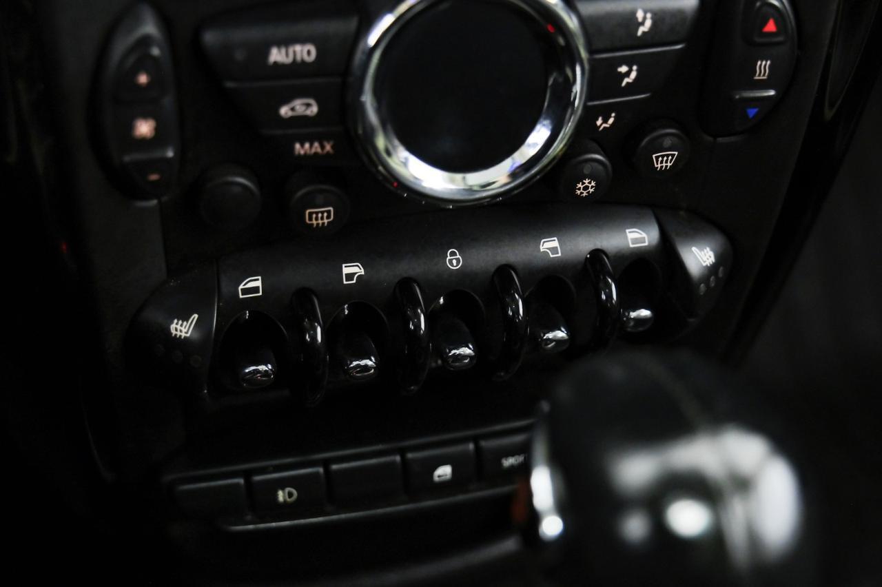 2011 MINI Countryman S AWD PANORAMA LEATHER HEATED SEATS PUSH BUTTON START BLUETOOTH PADDLE SHIFTERS Carrollton TX