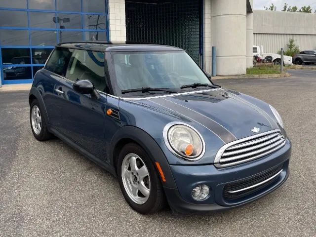 2011 MINI Hardtop Cooper Hatchback 2D