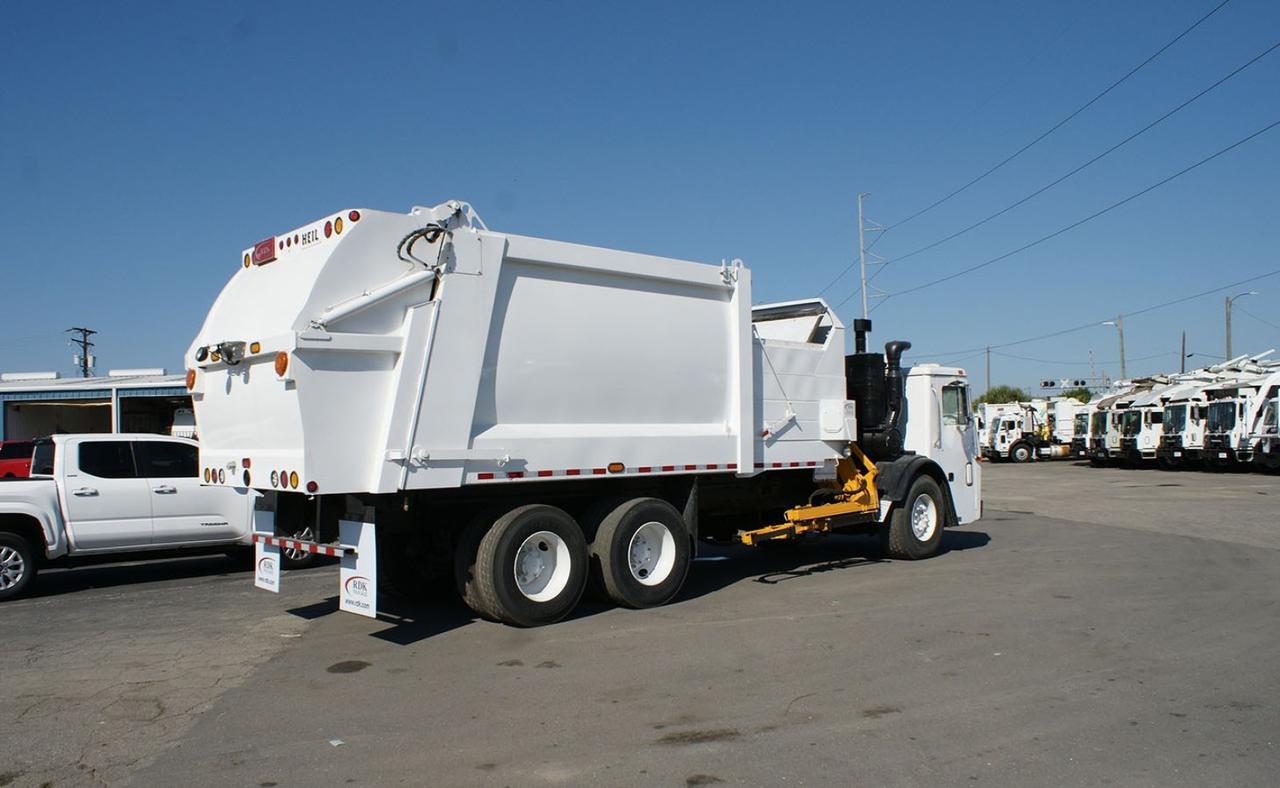 2011 Mack LEU613 28 Yard Heil Side Loader Garbage Truck Tampa FL