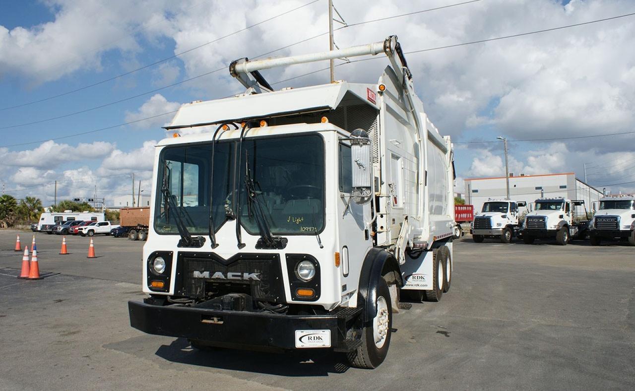 2011 Mack MRU613 40 Yard Heil Front Loader Garbage Truck Tampa FL