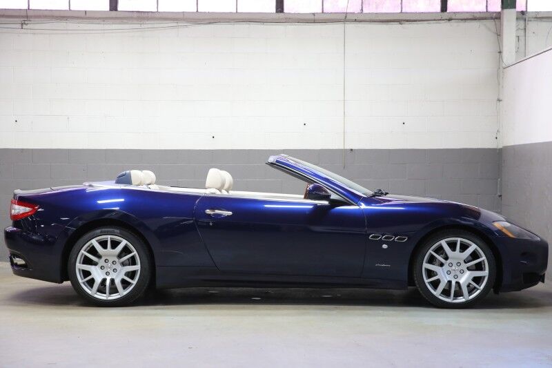 2011 Maserati GranTurismo Convertible Plainview NY