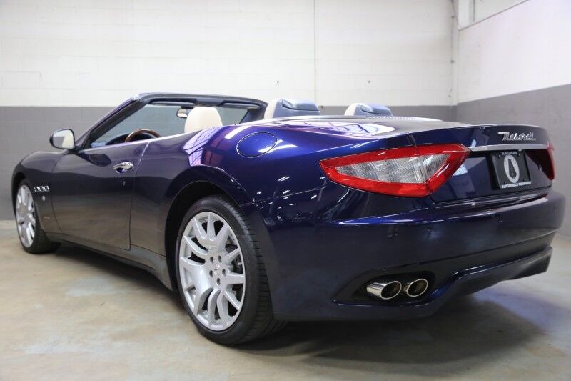 2011 Maserati GranTurismo Convertible Plainview NY