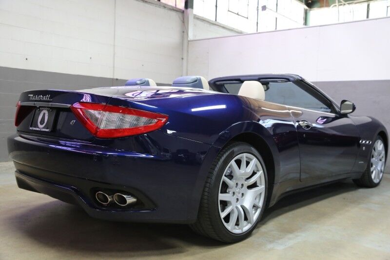 2011 Maserati GranTurismo Convertible Plainview NY
