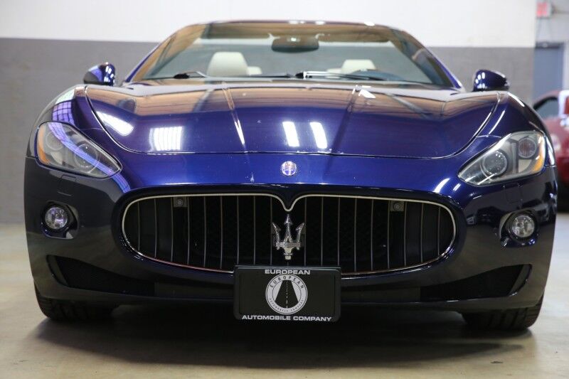 2011 Maserati GranTurismo Convertible Plainview NY