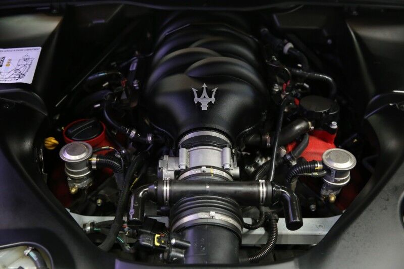 2011 Maserati GranTurismo Convertible Plainview NY