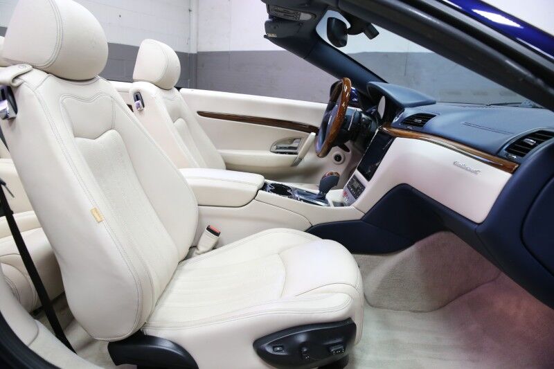 2011 Maserati GranTurismo Convertible Plainview NY