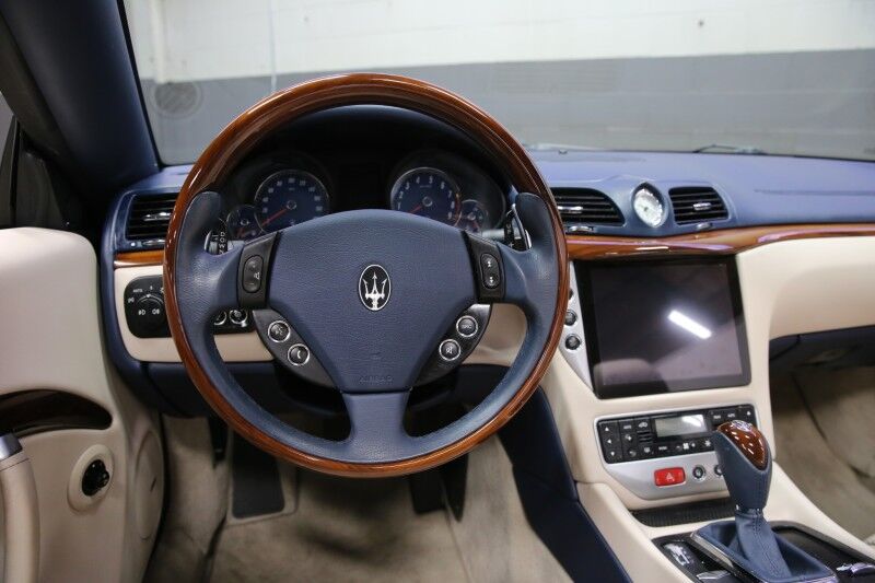 2011 Maserati GranTurismo Convertible Plainview NY