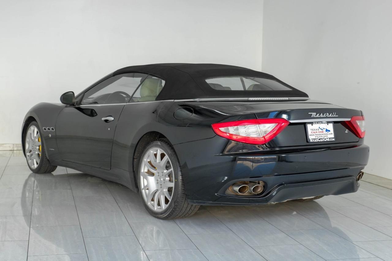 2011 Maserati GranTurismo Convertible NAVIGATION LEATHER HEATED SEATS FRONT AND REAR PARKING SENSORS P Carrollton TX