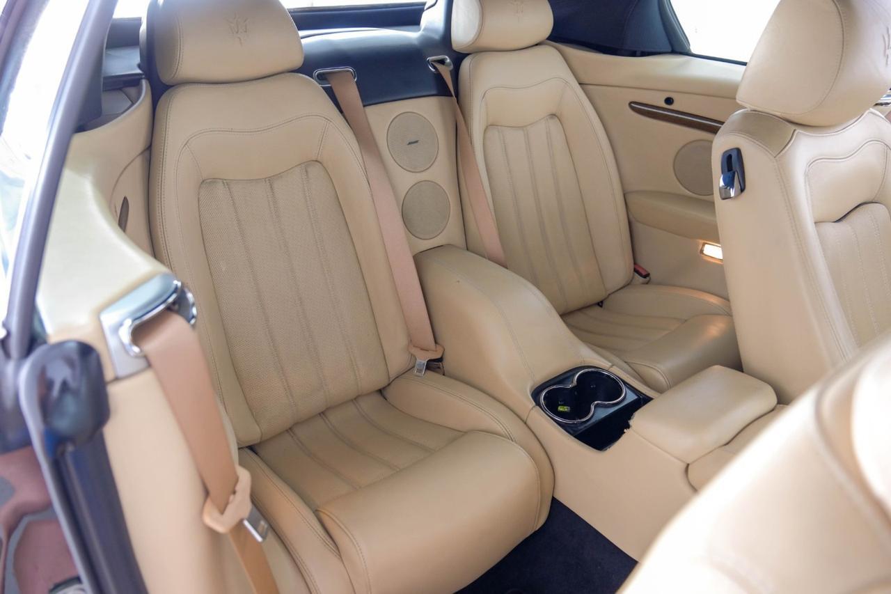 2011 Maserati GranTurismo Convertible NAVIGATION LEATHER HEATED SEATS FRONT AND REAR PARKING SENSORS P Carrollton TX