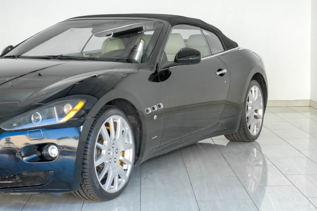 2011 Maserati GranTurismo Convertible NAVIGATION LEATHER HEATED SEATS FRONT AND REAR PARKING SENSORS P Carrollton TX
