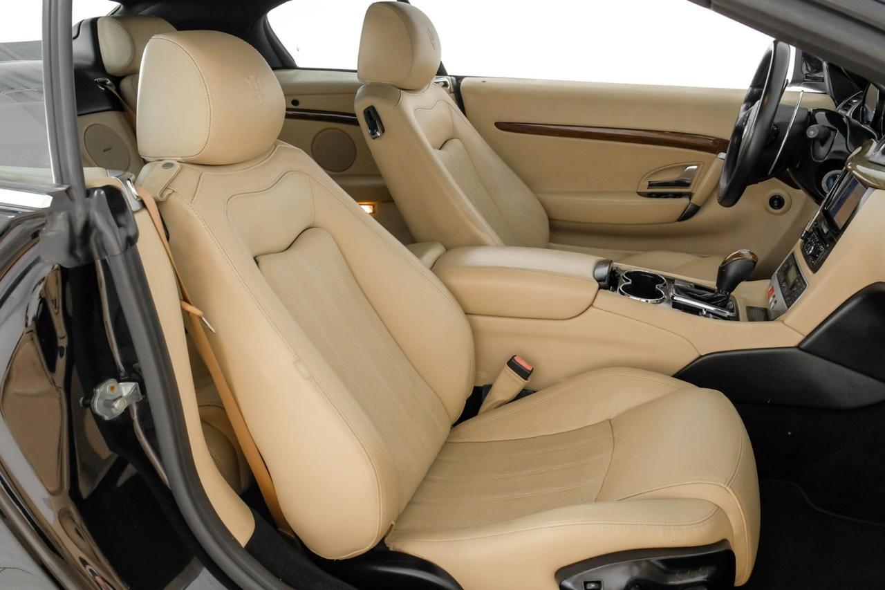 2011 Maserati GranTurismo Convertible NAVIGATION LEATHER HEATED SEATS FRONT AND REAR PARKING SENSORS P Carrollton TX