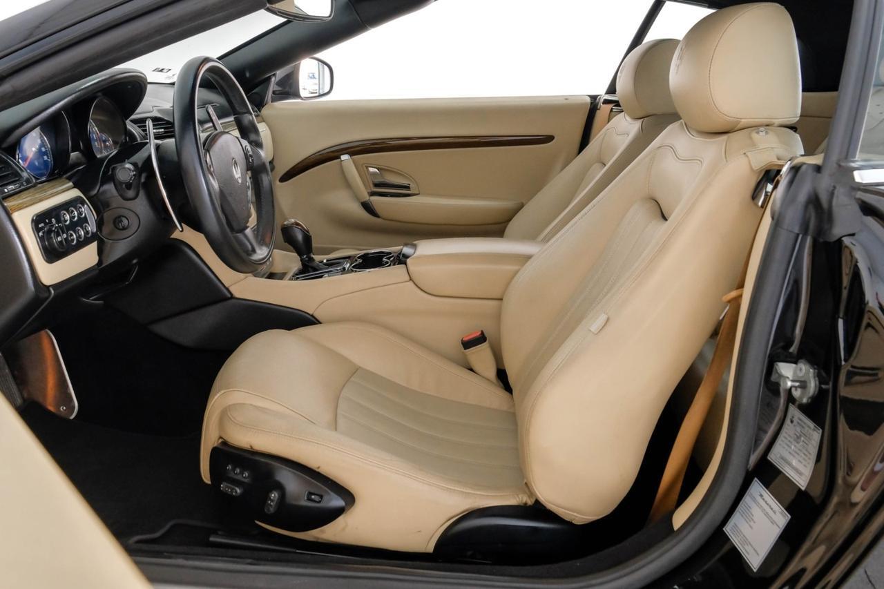 2011 Maserati GranTurismo Convertible NAVIGATION LEATHER HEATED SEATS FRONT AND REAR PARKING SENSORS P Carrollton TX
