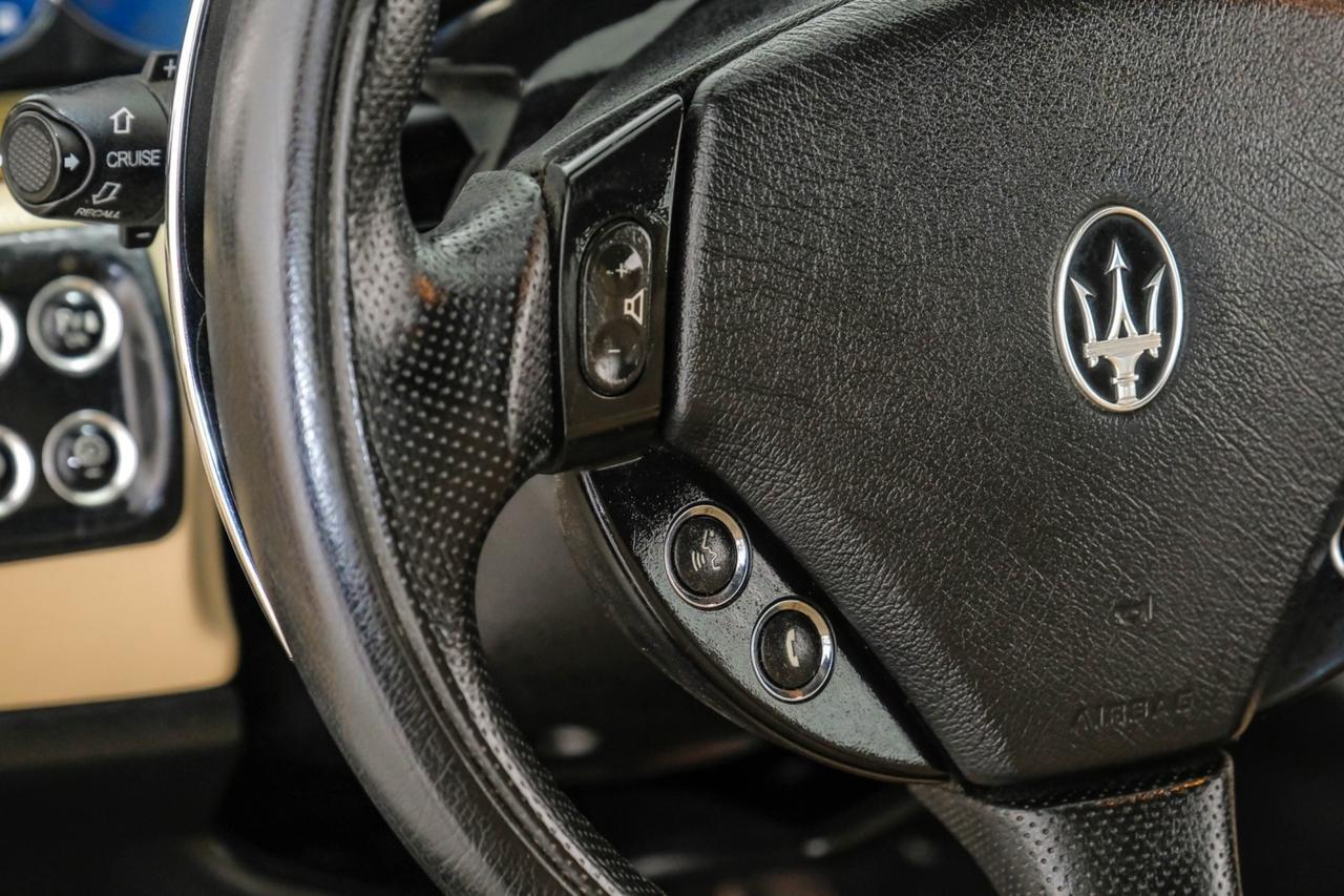 2011 Maserati GranTurismo Convertible NAVIGATION LEATHER HEATED SEATS FRONT AND REAR PARKING SENSORS P Carrollton TX