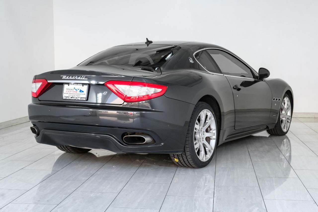 2011 Maserati GranTurismo S NAVIGATION LEATHER HEATED SEATS FRONT AND REAR PARKING SENSORS PADDLE SHIFTERS Carrollton TX