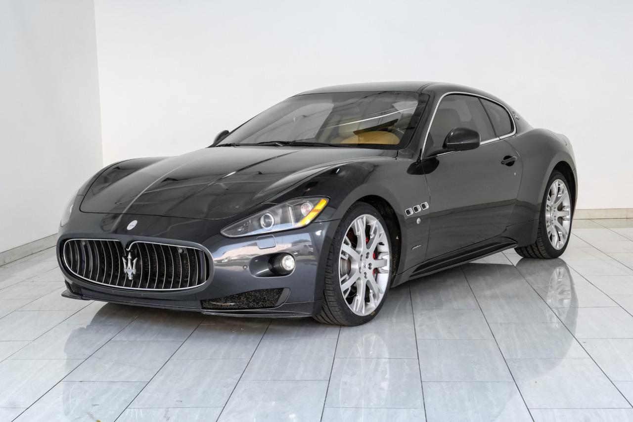 2011 Maserati GranTurismo S NAVIGATION LEATHER HEATED SEATS FRONT AND REAR PARKING SENSORS PADDLE SHIFTERS Carrollton TX