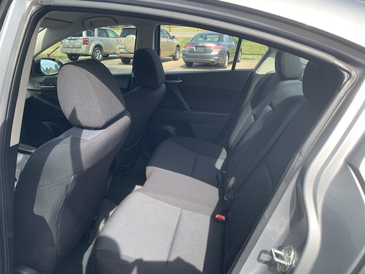 2011 Mazda MAZDA3 i Touring 4-Door Palestine TX
