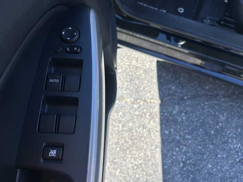 2011 Mazda Mazda2 Sport - ZERO RUST - WELL MAINTAINED Webster MA