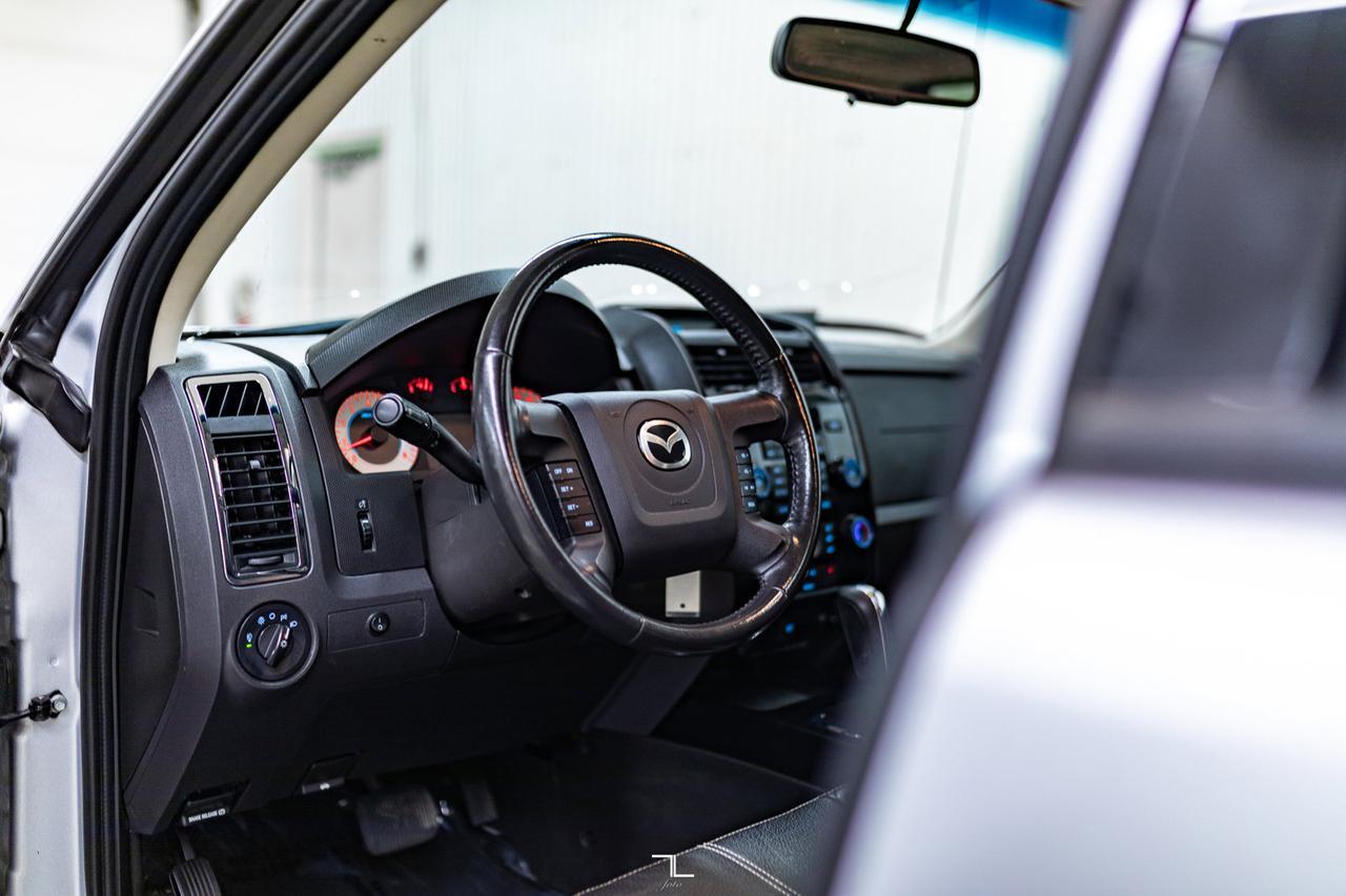 2011 Mazda Tribute AWD ES Leather Roof BCam Red Deer AB