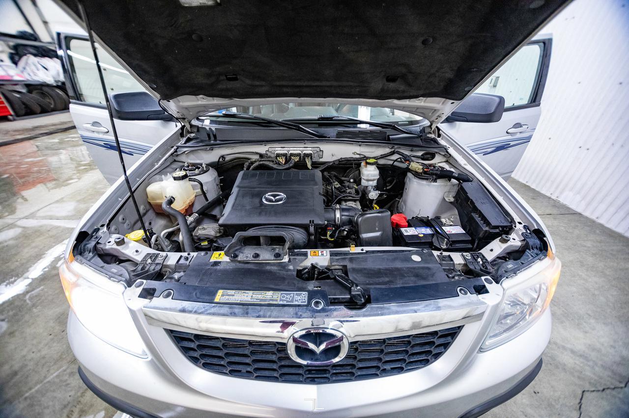 2011 Mazda Tribute AWD ES Leather Roof BCam Red Deer AB