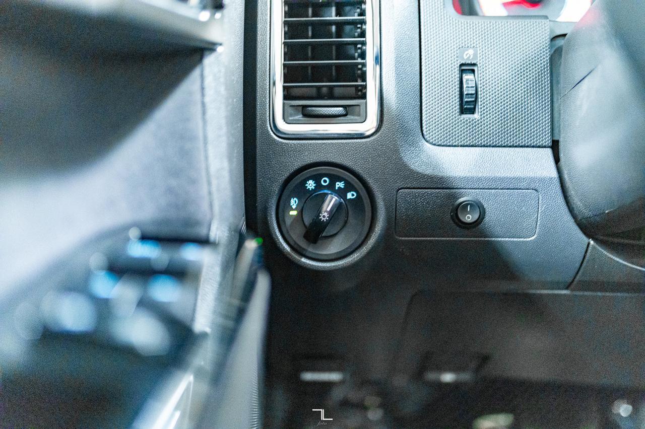 2011 Mazda Tribute AWD ES Leather Roof BCam Red Deer AB