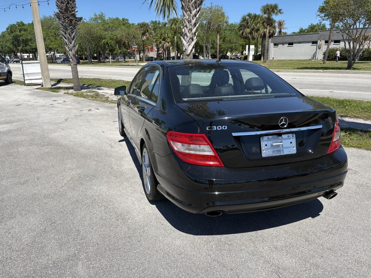 2011 Mercedes-Benz C-Class C 300 Luxury