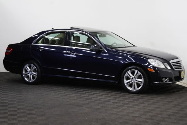 2011 Mercedes-Benz E-Class's photo