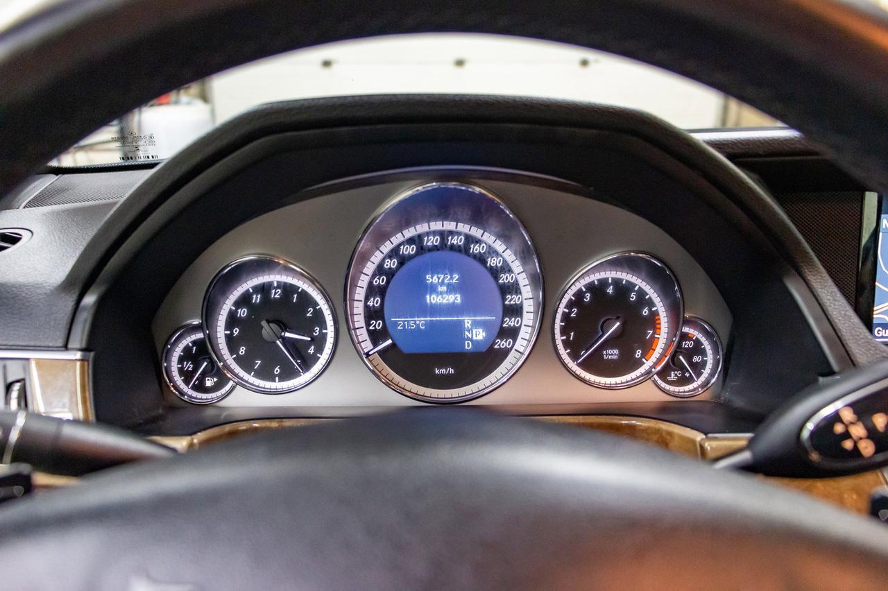 2011 Mercedes-Benz E-550 4Matic Luxury Edition Leather Roof Nav Red Deer AB