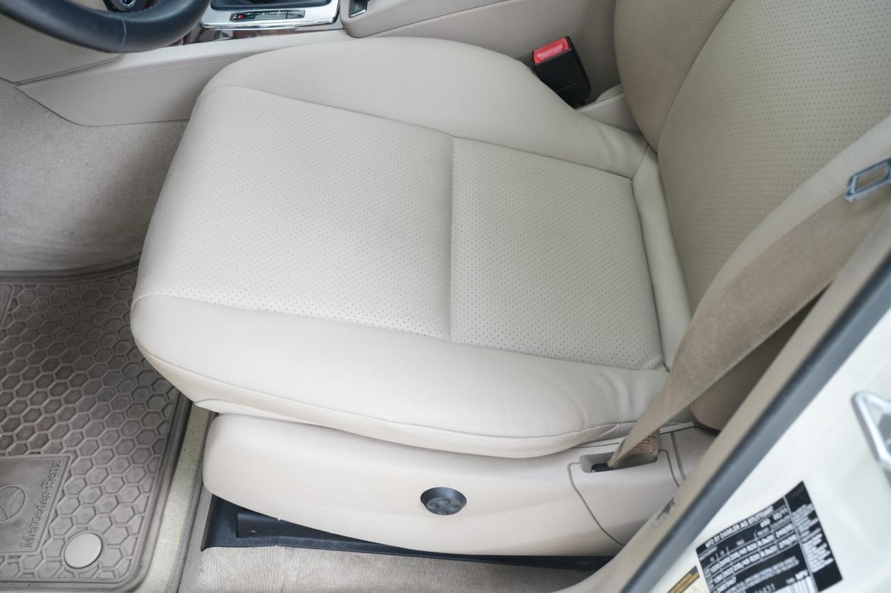 2011 Mercedes-Benz GLK 350 4MATIC AWD 1- Owner West Chester PA