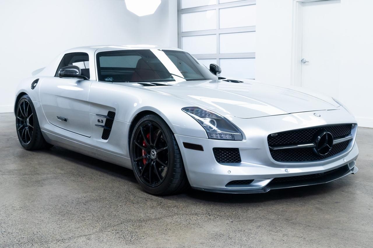 2011 Mercedes-Benz No Model Base Heated Seats Sport Suspension