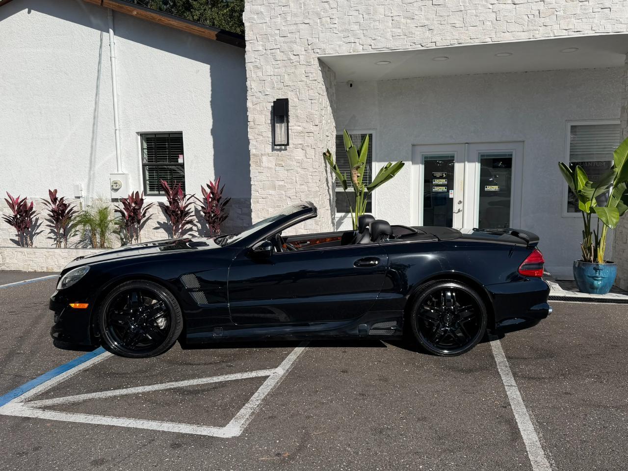 2011 Mercedes-Benz SL-Class 2dr Roadster SL 550