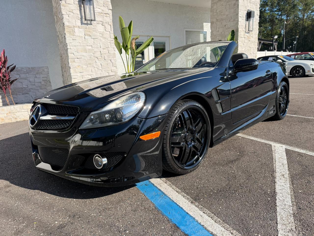 2011 Mercedes-Benz SL-Class 2dr Roadster SL 550