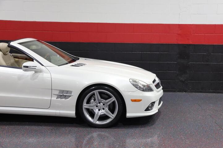 2011 Mercedes-Benz SL550 AMG Sport 2dr Convertible Chicago IL