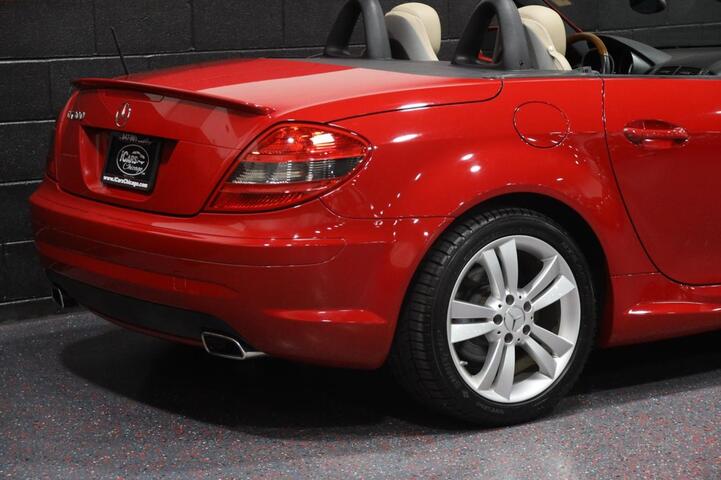 2011 Mercedes-Benz SLK300 2dr Convertible Chicago IL