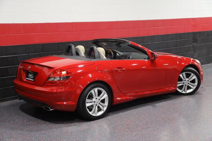 2011 Mercedes-Benz SLK300 2dr Convertible Chicago IL