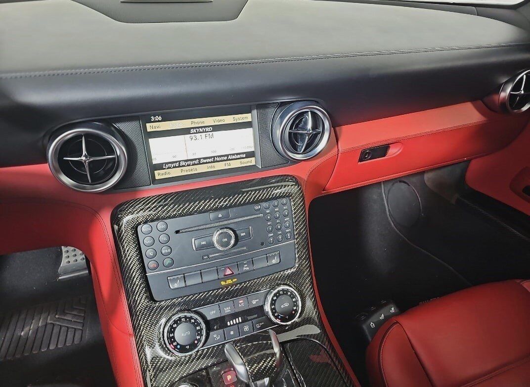 2011 Mercedes-Benz SLS AMG Forged AMG 10-Spoke Wheels Carbon Fiber Int. Trim Portland OR