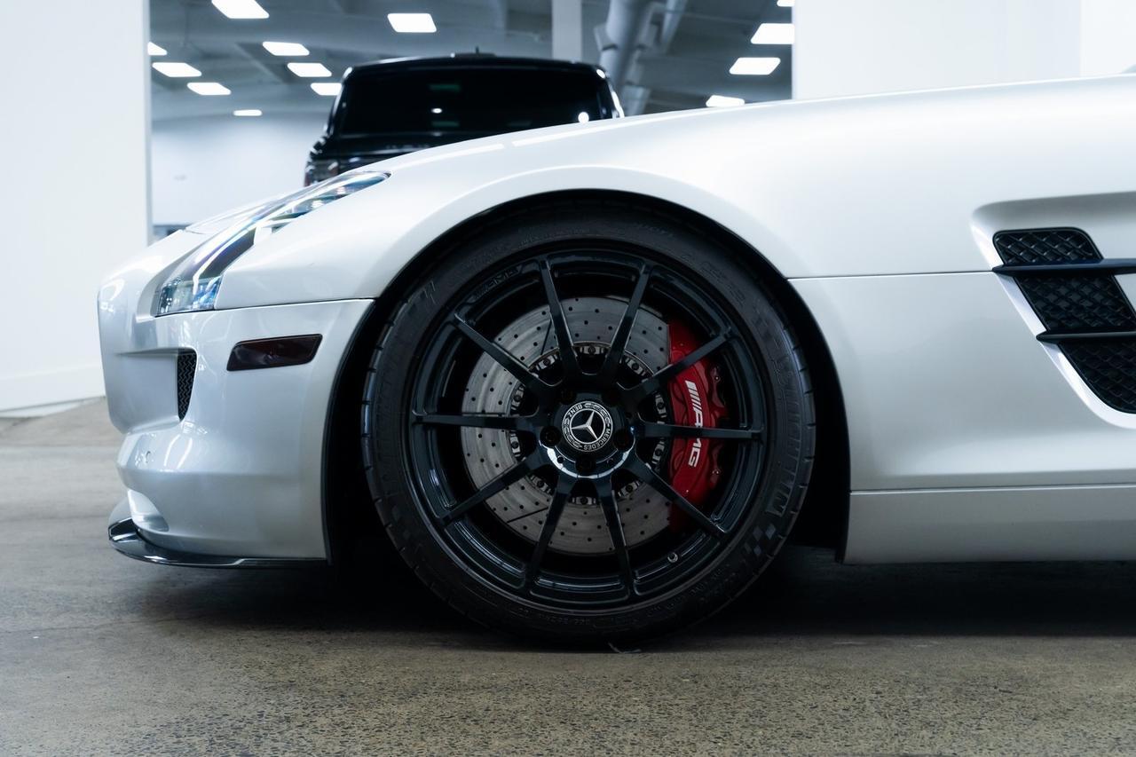 2011 Mercedes-Benz SLS AMG Forged AMG 10-Spoke Wheels Carbon Fiber Interior T Portland OR