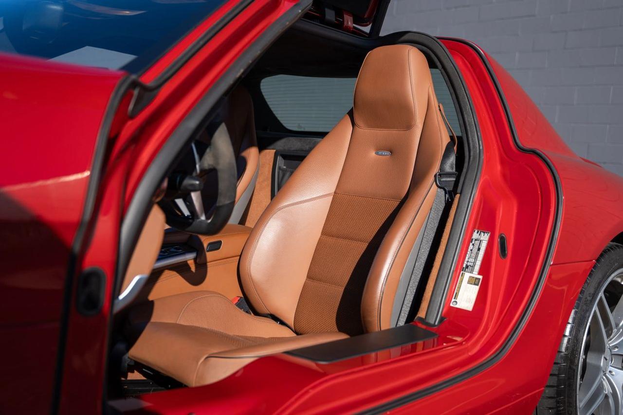 2011 Mercedes-Benz SLS-Class