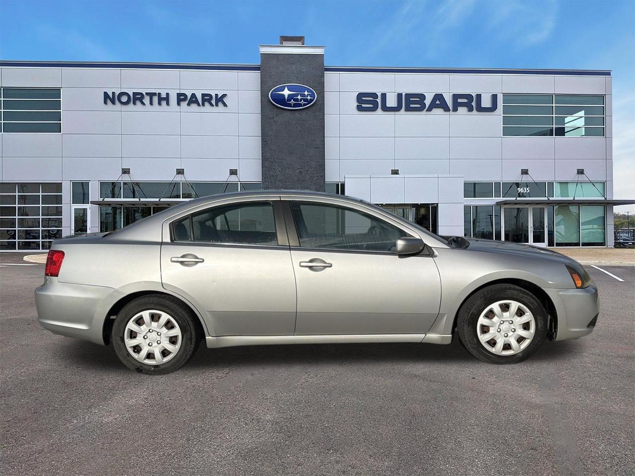 2011 Mitsubishi Galant ES