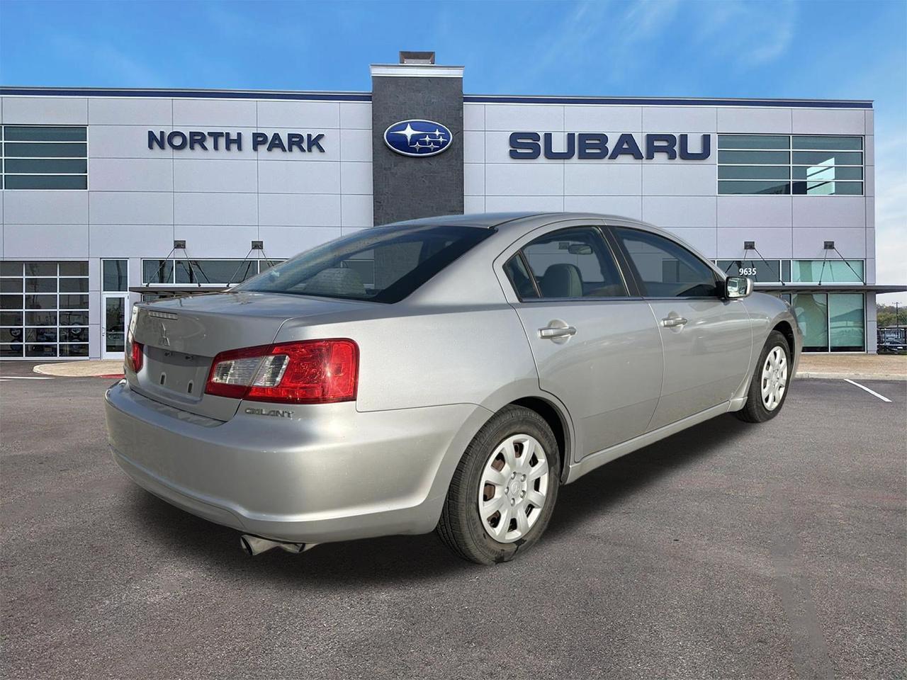2011 Mitsubishi Galant ES