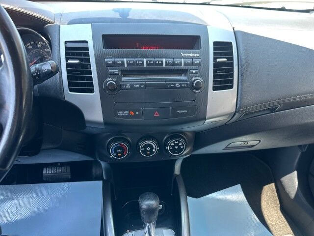 2011 Mitsubishi Outlander SE Cleveland OH