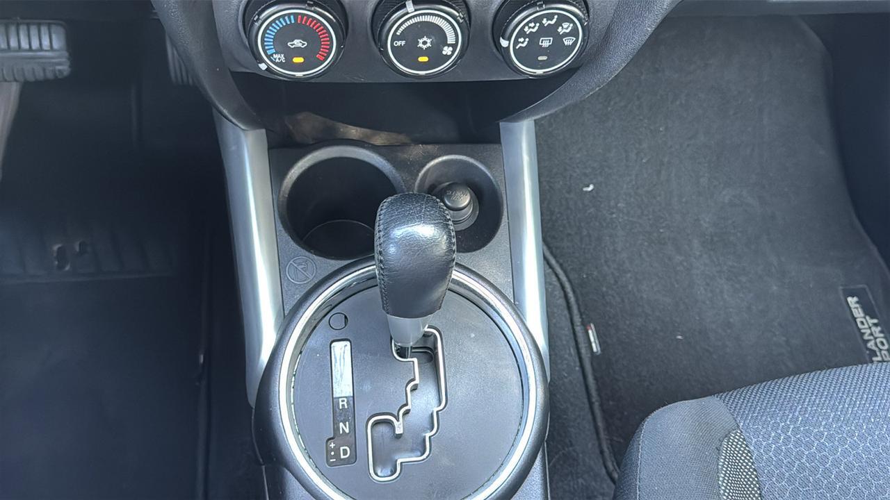 2011 Mitsubishi Outlander Sport ES  Selma TX