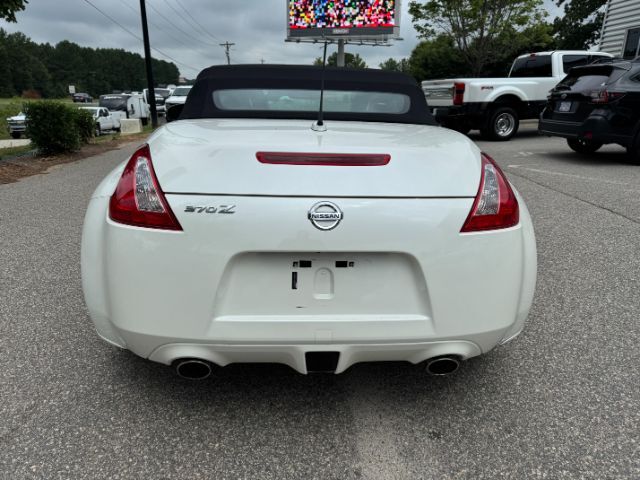 2011 Nissan 370Z CONV AUTO