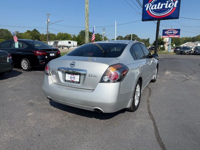 2011 Nissan Altima . Norfolk VA