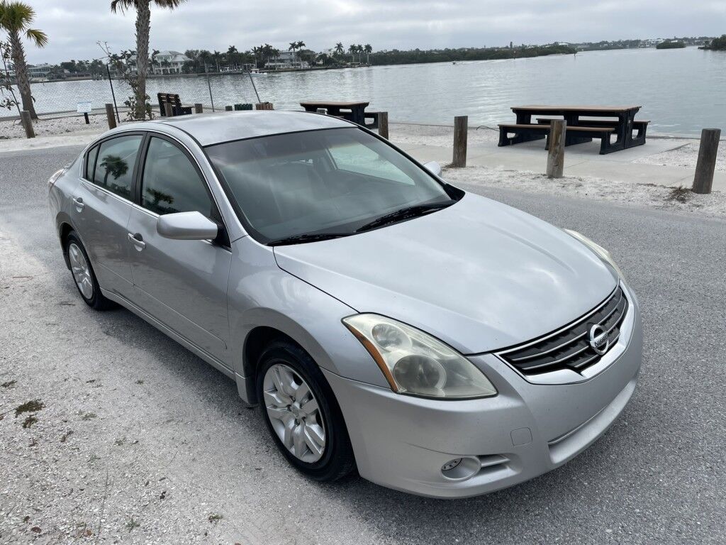 2011 Nissan Altima 2.5~CLEAN CAR~RELIABLE TRANSPORTATION~ONLINE FINANCE AND SHIPPING AVAILABLE!!! Sarasota FL