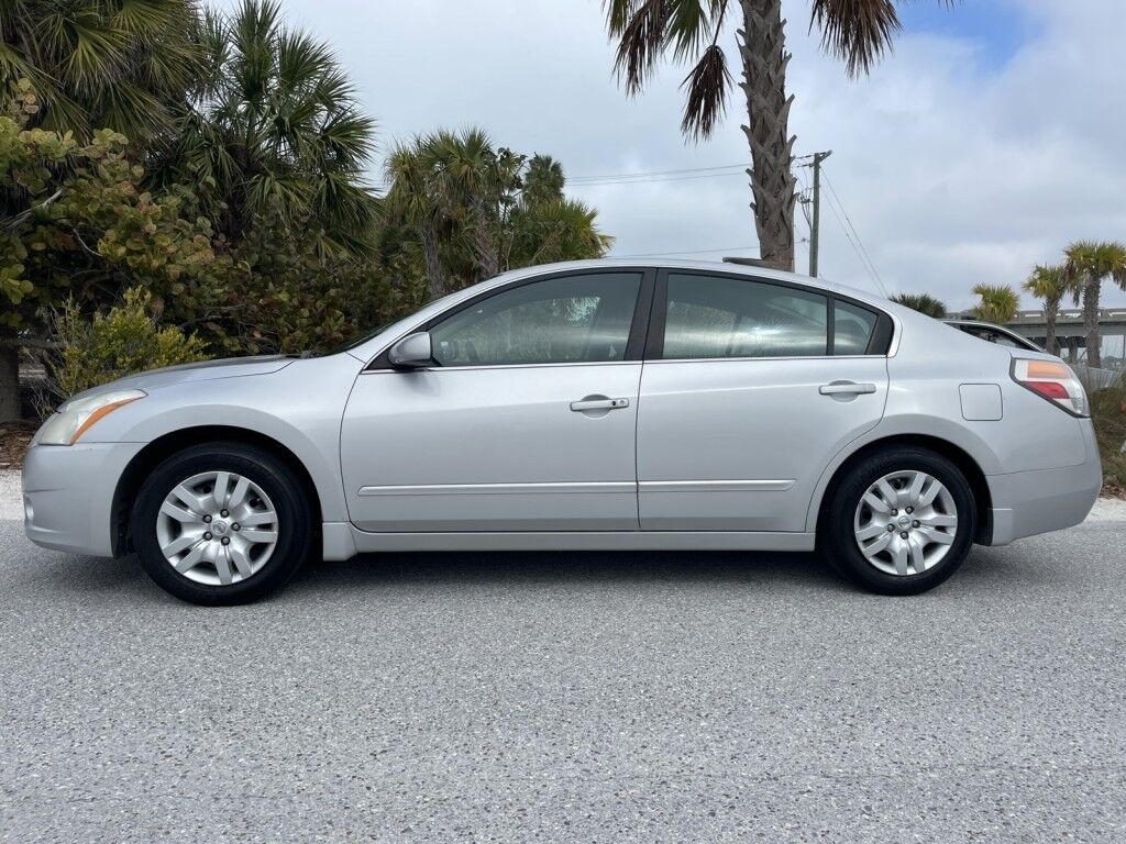 2011 Nissan Altima 2.5~CLEAN CAR~RELIABLE TRANSPORTATION~ONLINE FINANCE AND SHIPPING AVAILABLE!!! Sarasota FL